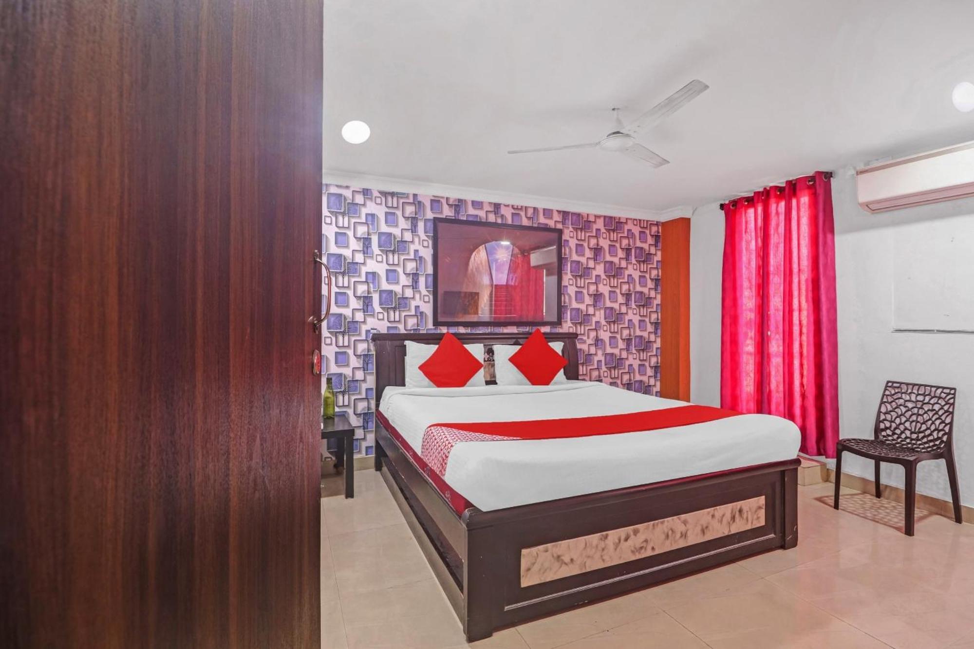 Hotel O New Lakeview Palace 海得拉巴 外观 照片