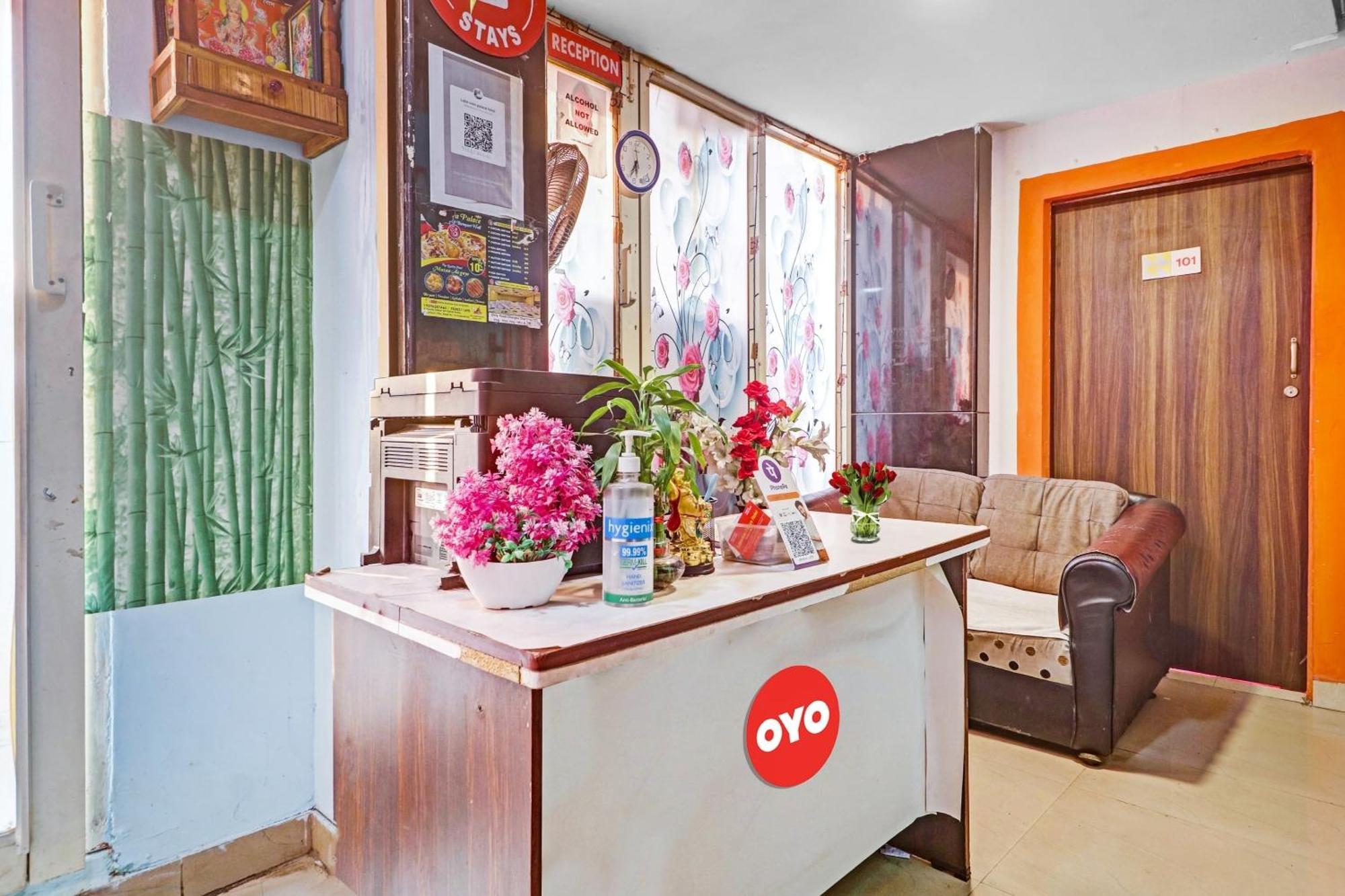 Hotel O New Lakeview Palace 海得拉巴 外观 照片